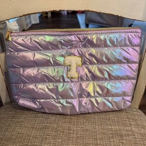Hiroyuki Iridescent Quilted Makeup Bag (T, purple)